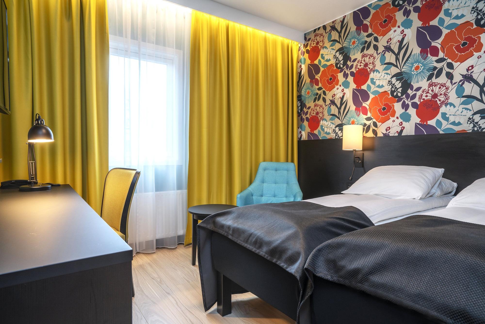 Thon Hotel Harstad Exterior photo